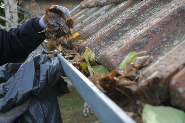 Commercial Gutter Unclogging in State College